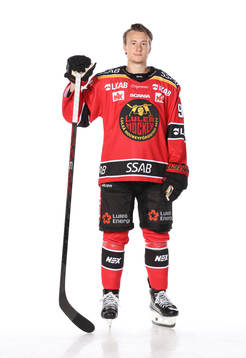 Luleås Pontus Andreassonposerar för ett porträtt