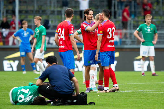 Helsingborgs Wilhelm Loeper och Amar Muhsin jublar