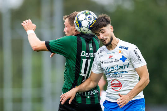 Varbergs Niklas Dahlström och Värnamos Emin Grozdanic