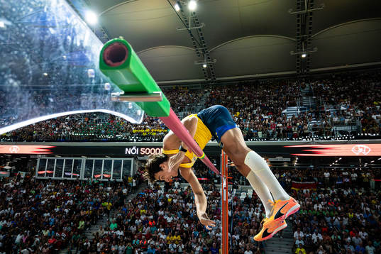 Armand Duplantis of Sweden