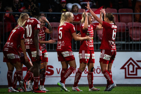 Piteås Tuva Skoog jublar