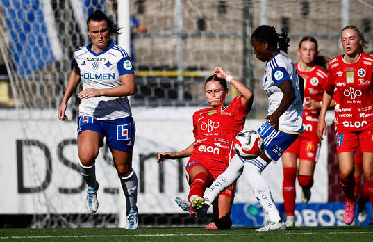 IFK Norrköpings Lovisa Gustafsson och Örebros Maja Bodin
