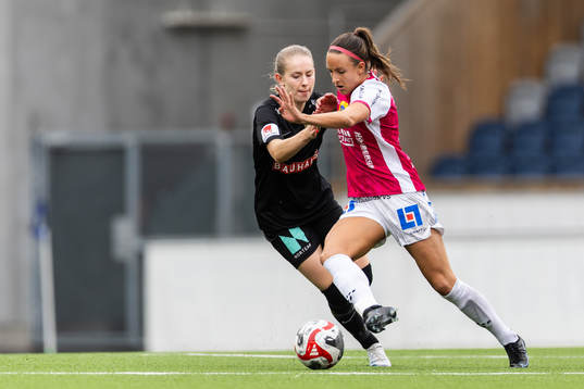 IK Uppsalas Taryn Ries och Brommapojkarnas Ida Bengtsson