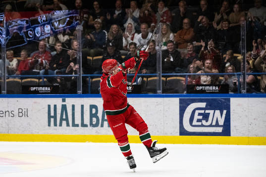 Frölundas Max Friberg jublar