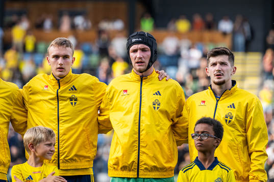 Jesper Tolinsson, goalkeeper Noel Törnqvist and Armin