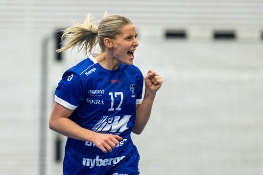 Hallbys Isa Franzen jublar