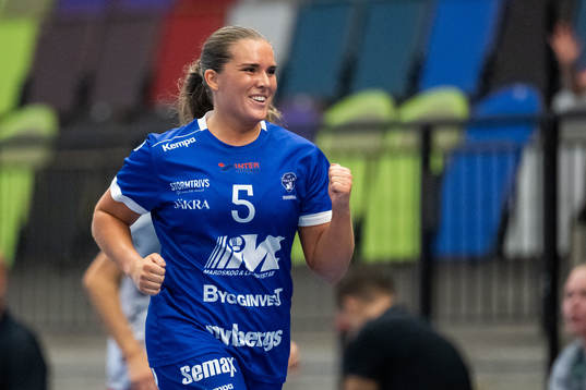 Hallbys Linnea Sundholm jublar