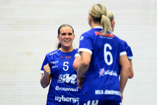 Hallbys Linnea Sundholm jublar