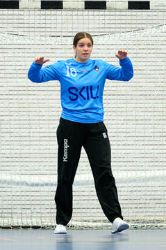 Hallbys målvakt Angjelina Simic