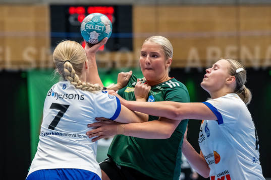 OV Helsingborgs Agnes Bladh och Alingsås Isabelle Ranch