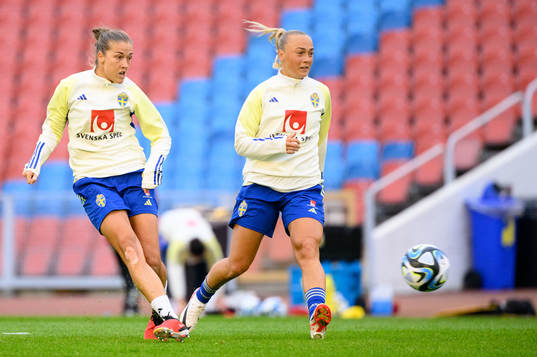 Filippa Angeldahl and Hanna Bennison of Sweden