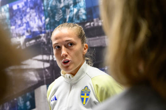 Filippa Angeldahl is being interviewed