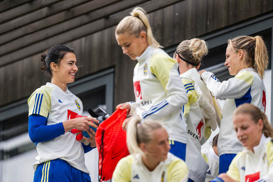 Goalkeeper Zecira Musovic, goalkeeper Jennifer Falk and
