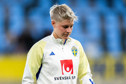 Lina Hurtig of Sweden looks dejected