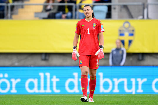 goalkeeper Zecira Musovic of Sweden