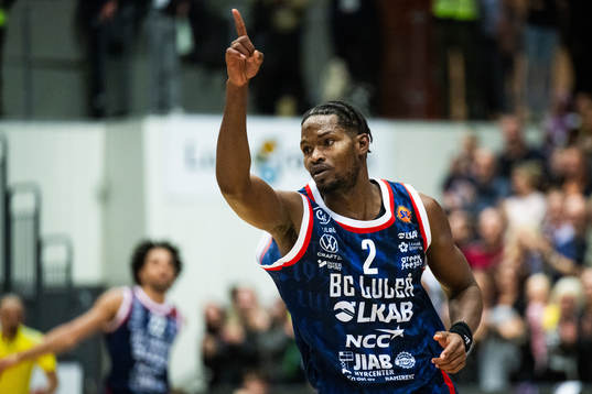 Luleås Kentwan Smith jublar