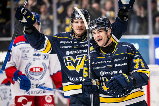 HV71s Radan Lenc jublar