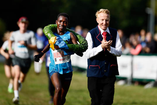 Vinnaren i klass Kvinnor 15 km Lovisa Kissa, The Ugandan
