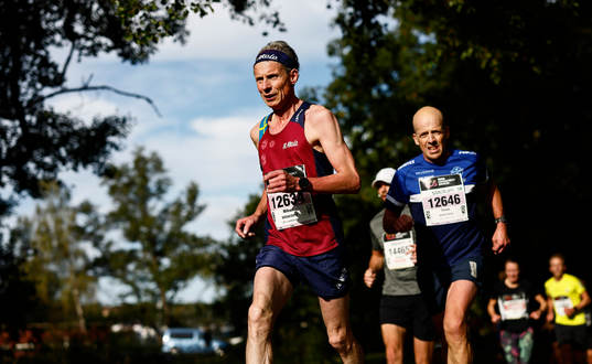 Deltagare i klasserna Män och Kvinnor 15 km