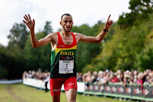 Chakib Lachgar latrache Bikila trea i klassen Män