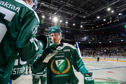 Färjestads Joakim Nygård jublar