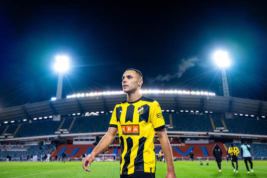 Ali Youssef of Häcken looks dejected