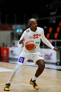Uppsalas Jeremiah Paige värmer upp