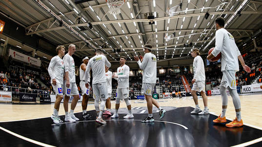 Uppsalas spelare värmer upp