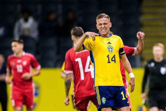 Jesper Karlsson of Sweden in pain