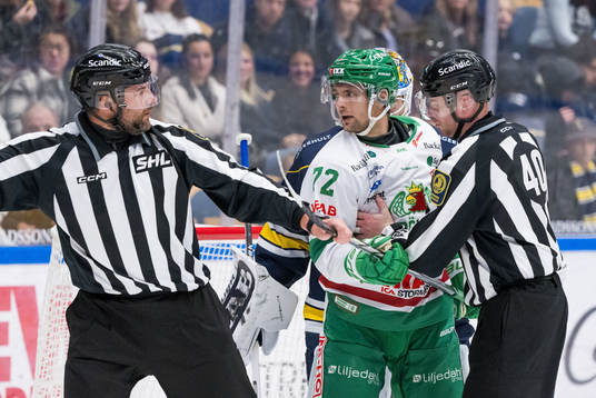 Rögles Daniel Zaar reagerar