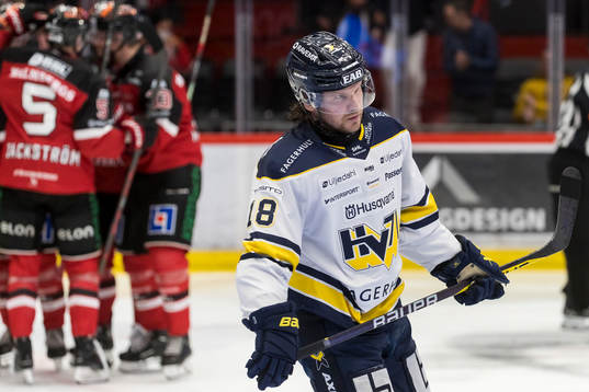 HV71s Kalle Maalahti deppar