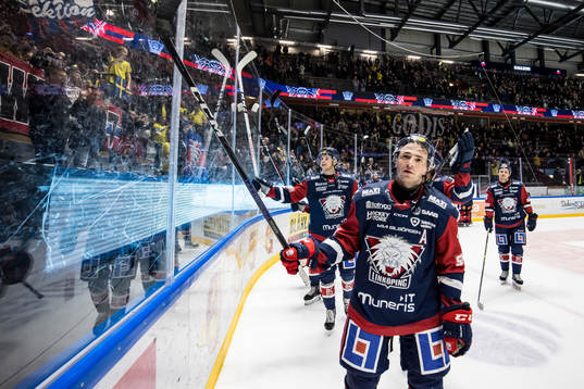 Linköpings spelare jublar