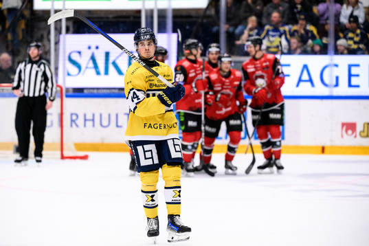 HV71s Hugo Fransson deppar
