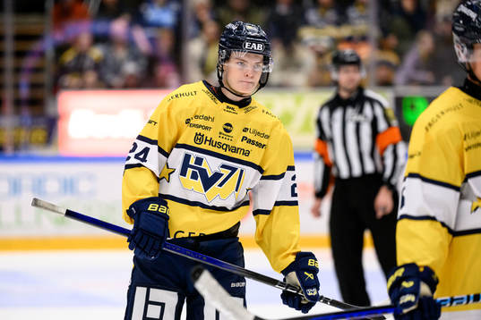 HV71s Oscar Fisker Molgaard deppar