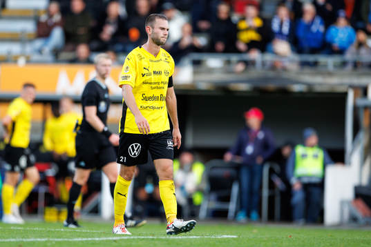 Mjällbys Adam Petersson