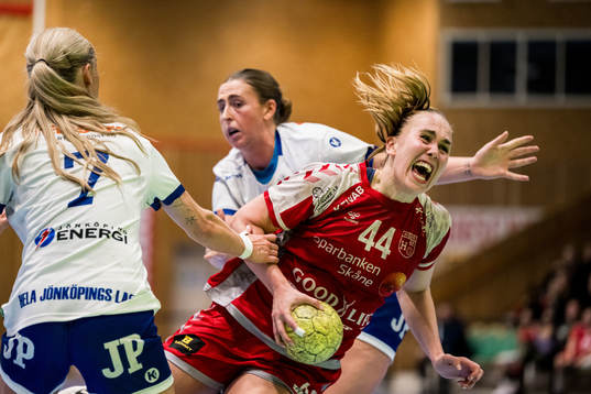 H65 Höörs Wilma Pettersson och Hallbys Rebecca Hofsten