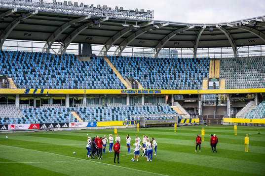 Players of the Swedish women's national football team gather