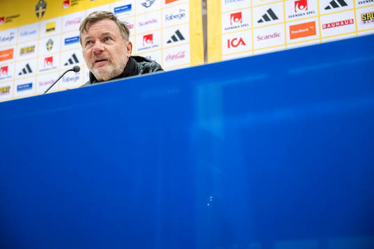 Head coach Peter Gerhardsson of the Swedish women's