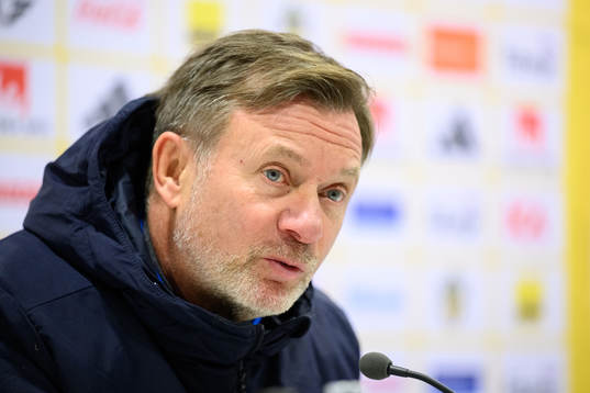 Head coach Peter Gerhardsson of Sweden