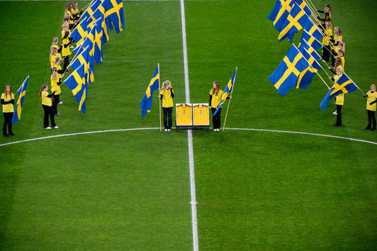 Two Swedish jerseys to honor the two victims of the terror