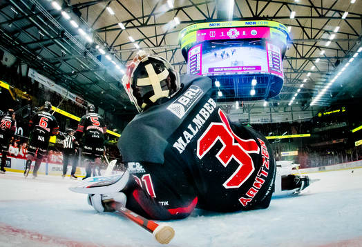 Örebros målvakt Jonas Arntzen deppar