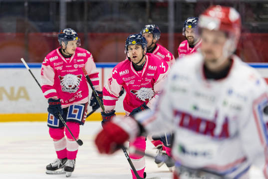 Linköpings Patrick Russell jublar