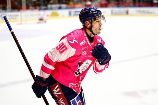 Linköpings Lance Bouma jublar
