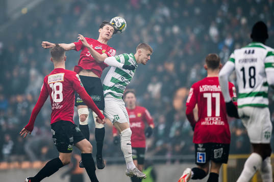 GAISs Axel Henriksson och Västerås Daniel Ask
