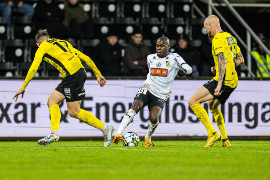 Häckens Edward Chilufya, Mjällbys Elliot Stroud och Adam