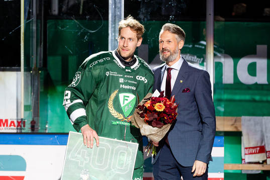 Färjestads Per Åslund uppmärksammas