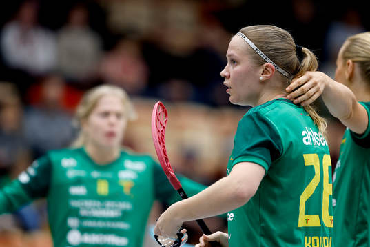 Thorengruppens Veera Kauppi jublar
