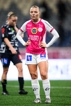 IK Uppsalas Louise Hvarfner deppar
