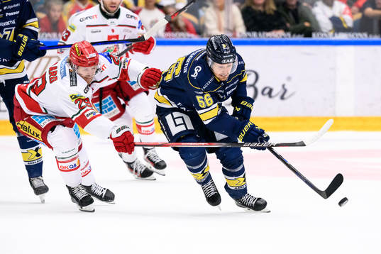 MoDos Mikkel Aagaard och HV71s Fredrik Forsberg