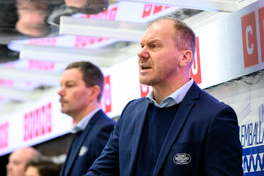 HV71s tränare Johan Lindbom